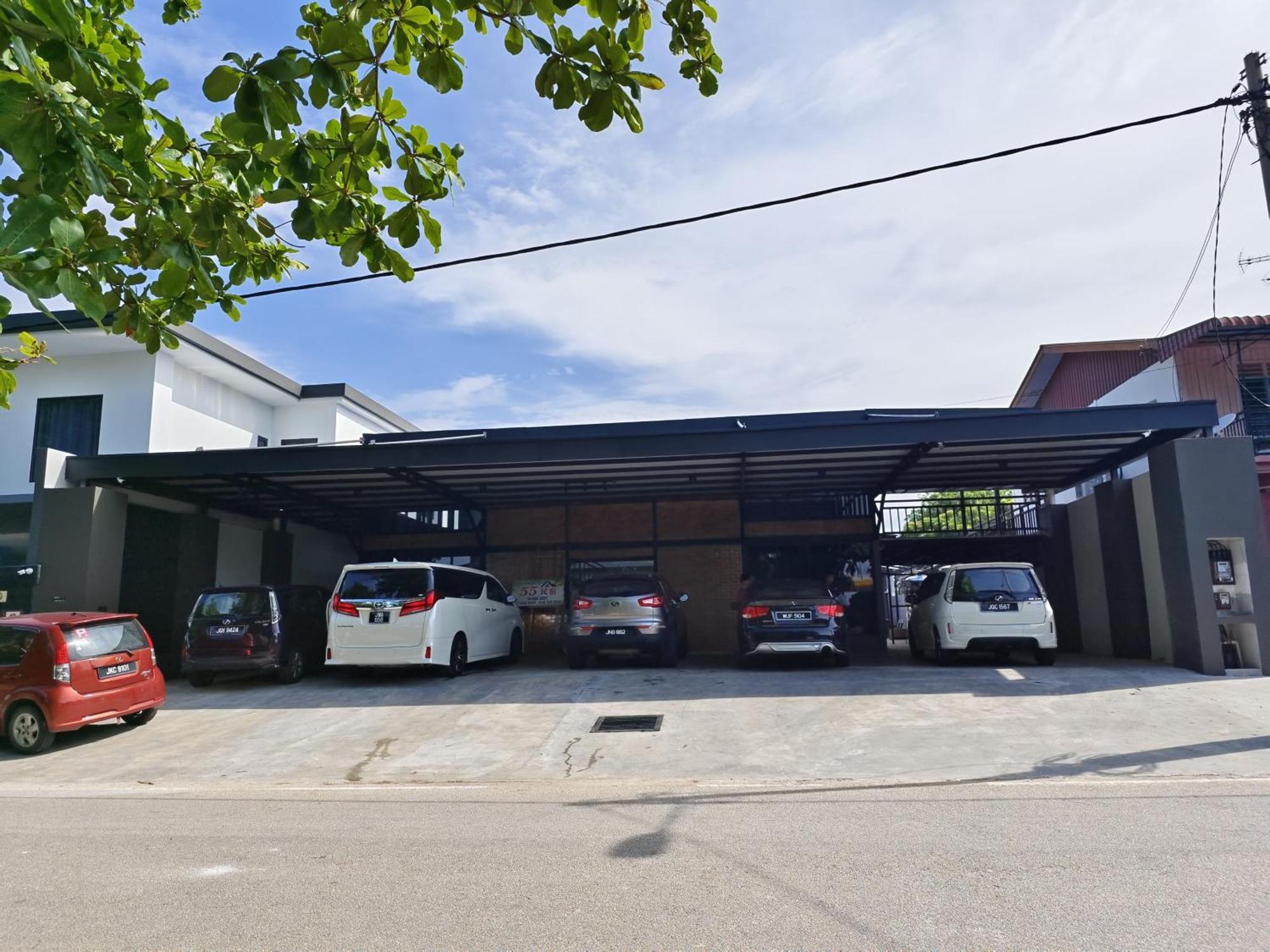 Private With Ensuite Bathroom In Bukit Homestay Bakri